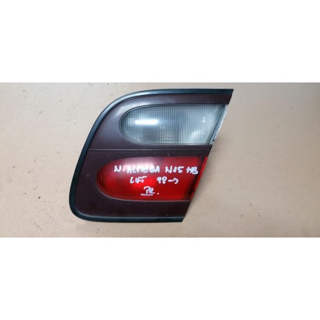 Almera N15 HB lift 98- lampa tylna prawa w klapę