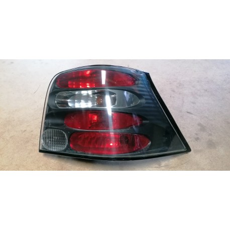 VW Golf IV HB lampa tylna prawa tuning Sonar