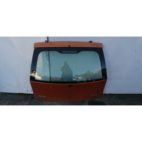 Fiat Punto II 3D 98- tylna klapa bagażnika