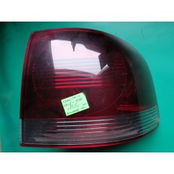 VW Touareg I 02- lampa tylna prawa 28258002