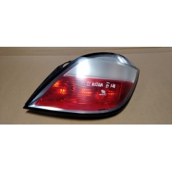 Opel Astra III H 5D 03- lampa tylna prawa