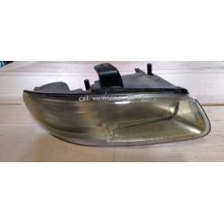 Chrysler Voyager III 95- reflektor prawy 04576312