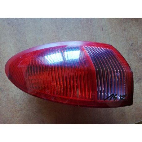 Alfa Romeo 147 01- lampa tylna lewa